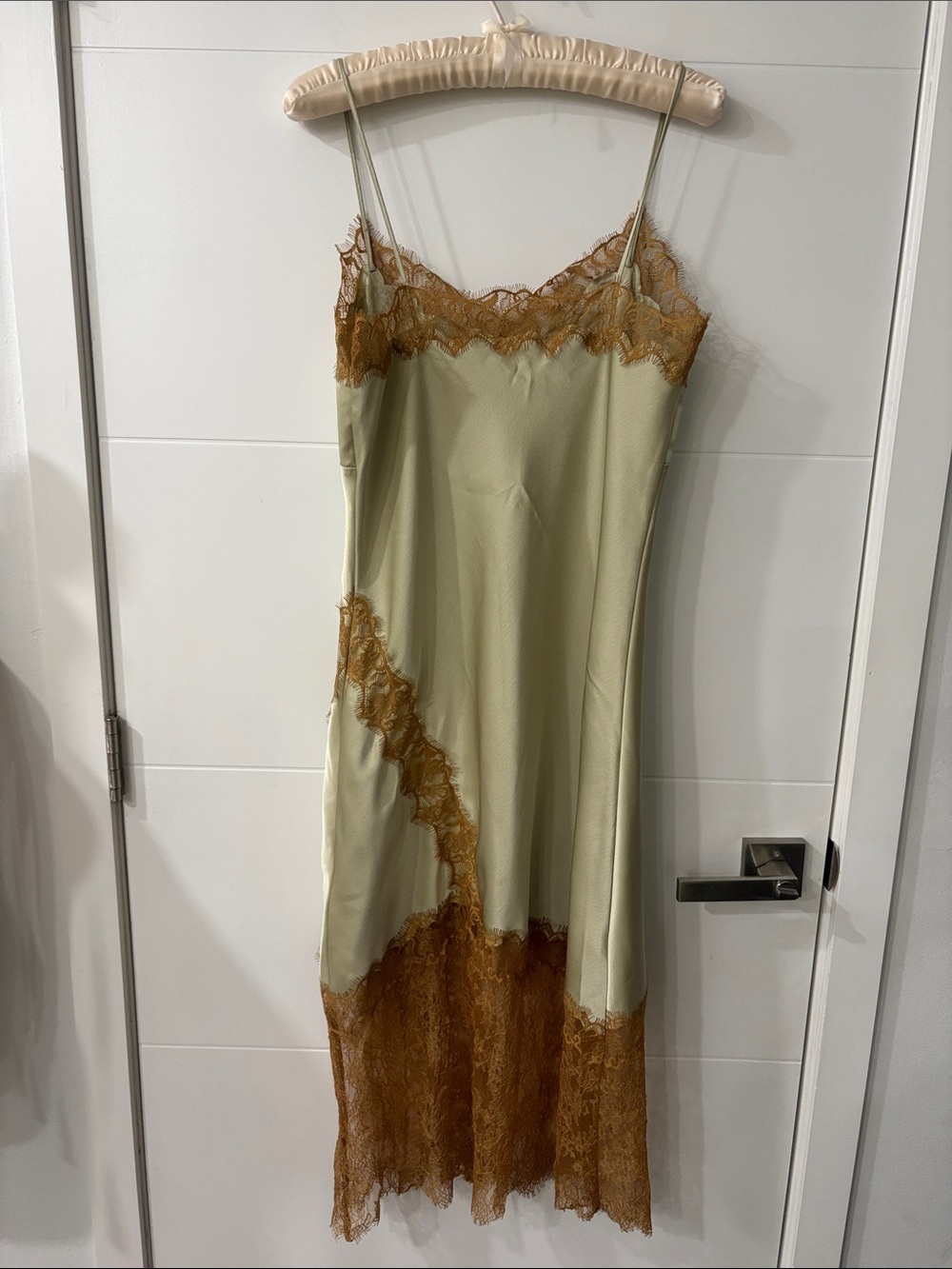 Zara Aurora Dress Floral Lace Trim Midi Dress in Green & Brown Like New - Picture 10 of 14